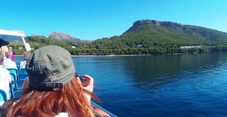 küste der bucht von Pollensa