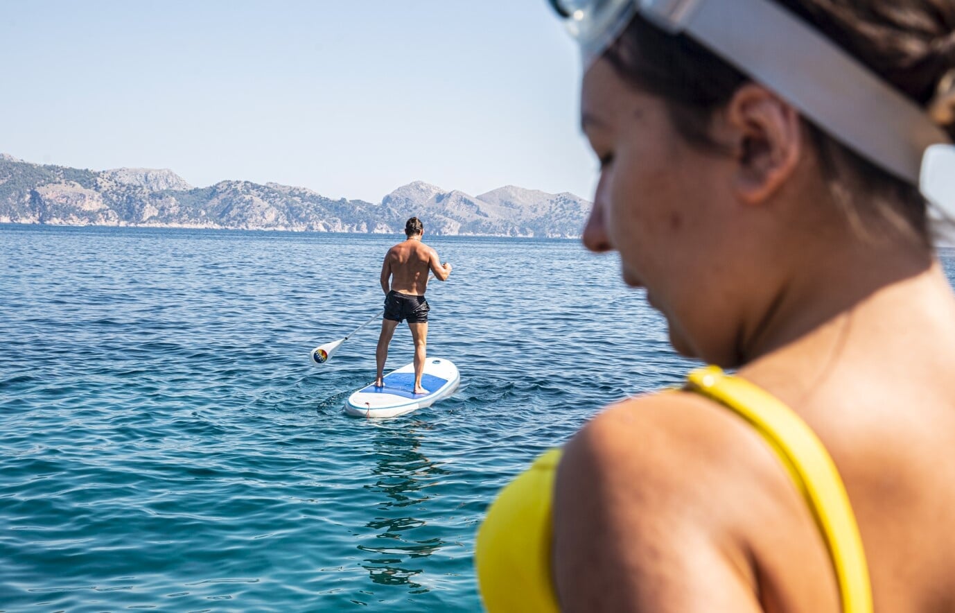 Bootsausflug mit Stand up paddling