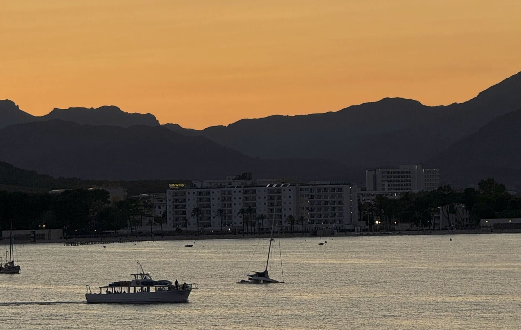 Berge im Sonnenuntergang