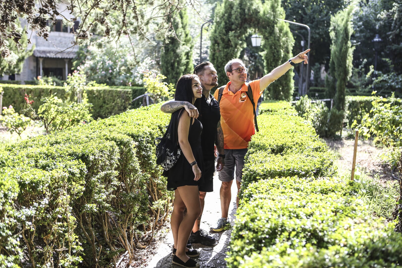 spacer z przewodnikiem